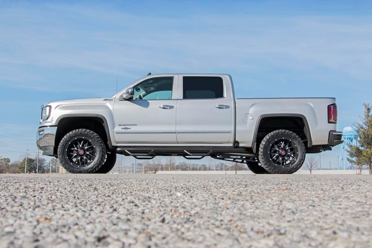 3.5 Inch Suspension Lift Knuckle Kit w/Struts & V2 Monotube 14-18 Silverado/Sierra 1500 4WD Aluminum & Stamped Steel Rough Country