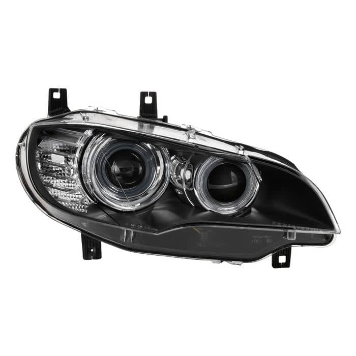 SPY-9943867_01.jpg