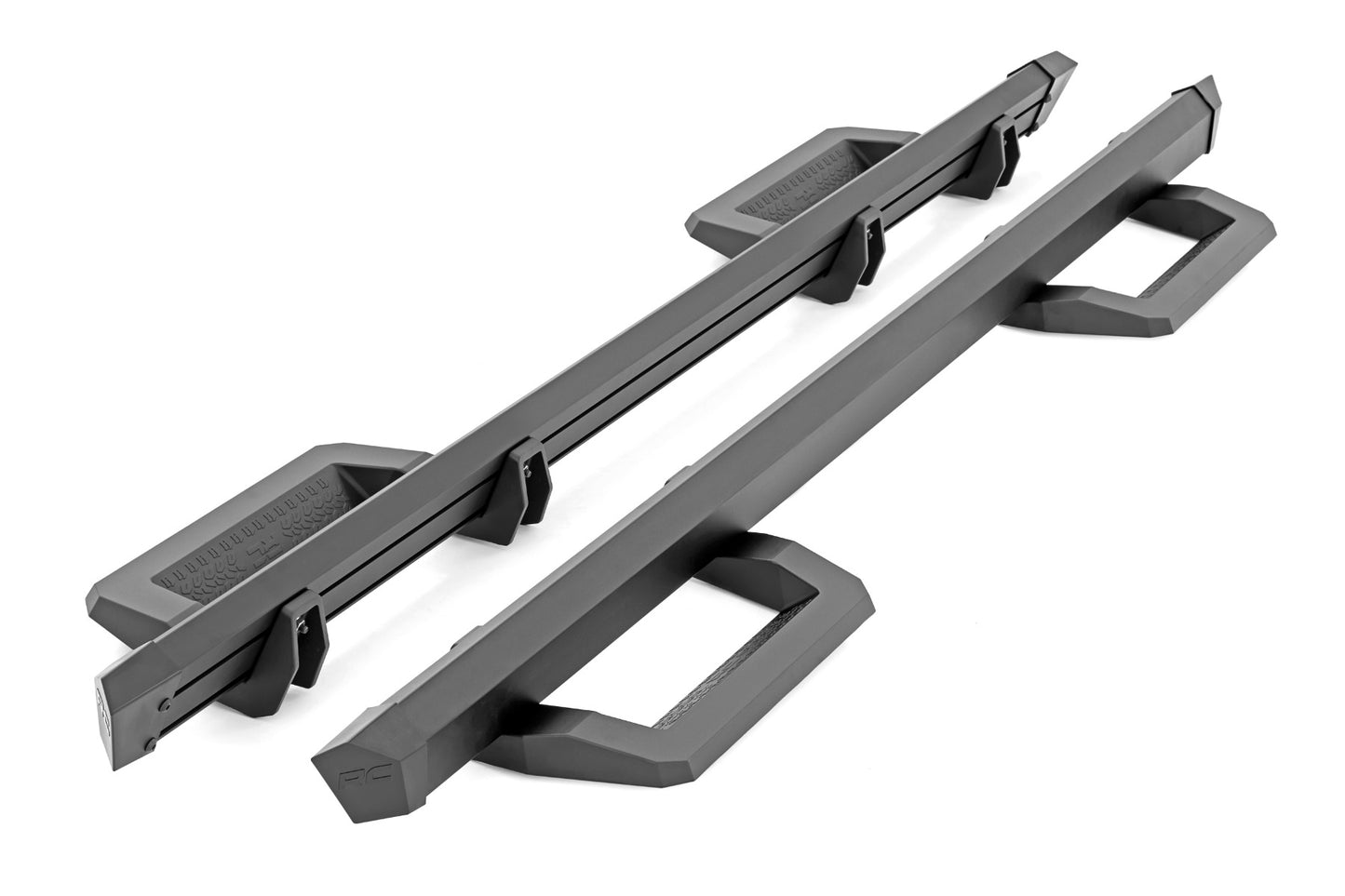 SR2 Adjustable Aluminum Steps Crew Cab 07-18 Chevy/GMC 1500/2500HD/3500HD Rough Country