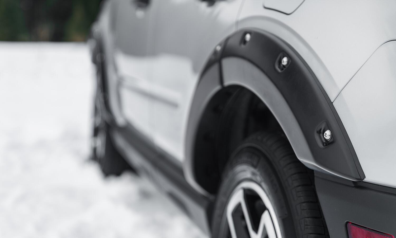 Black Pocket/Rivet Style Smooth Finish 4-Piece Fender Flare Set For 2021-2026 Ford Bronco Sport Bushwacker
