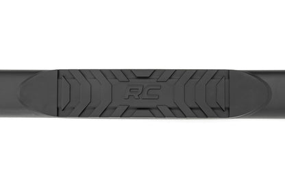 GM Oval Nerf Step Bars (19-20 GM 1500, 2020 2500HD/3500 HD Crew Cab) Rough Country
