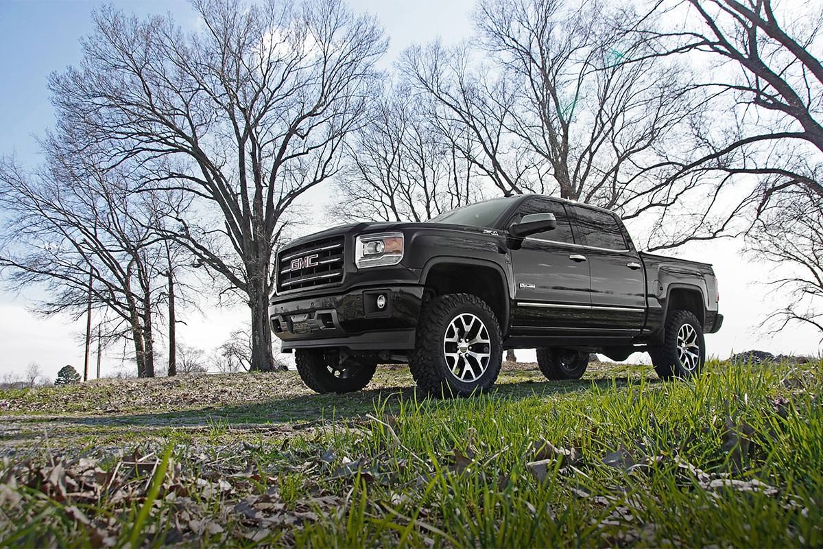 6.0 Inch GM Suspension Lift Kit w/ N3 Sruts and V2 Monotube 14-18 1500 PU 4WD Cast Steel Rough Country