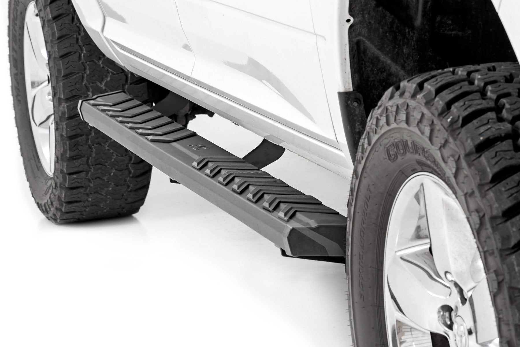 BA2 Running Board Side Step Bars 09-Up Ram 1500 10-22 2500  Rough Country