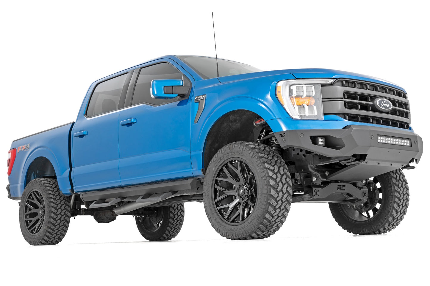 SR2 Adjustable Aluminum Steps Crew Cab 15-22 Ford F-150/17-22 Super Duty Rough Country