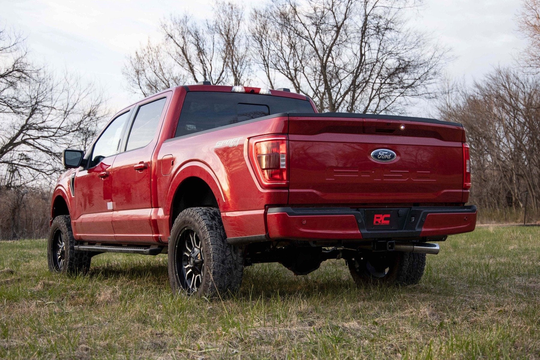 F-150 3 Inch Lift Kit Bolt On w/Vertex 2021 F-150 4WD Rough Country