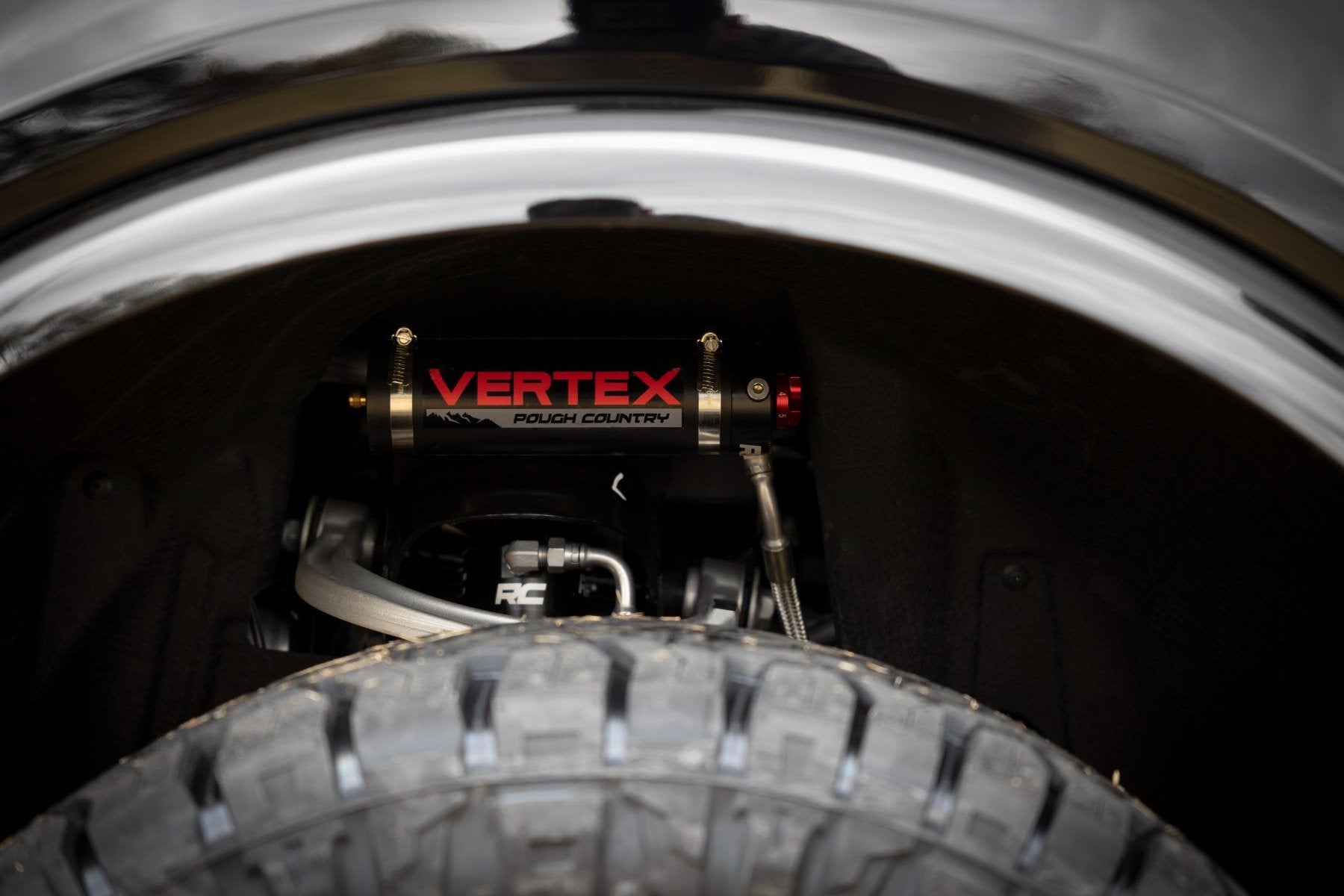 Vertex 2.5 Adjustable Coilovers Front 7 Inch Ford Bronco 21-Up Rough Country