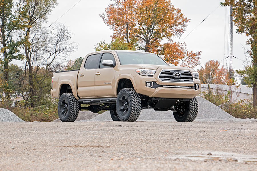 Toyota 30 Inch Cree LED Bumper Kit Black Series w/ Cool White DRL (16-19 Tacoma) Rough Country