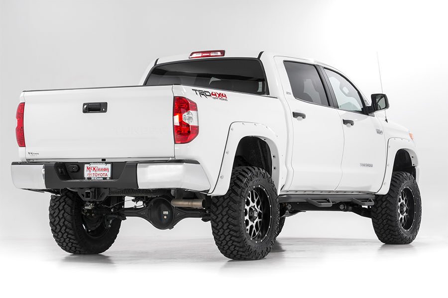 6 Inch Toyota Suspension Lift Kit w/V2 Shocks 16-20 Tundra 4WD/2WD Rough Country