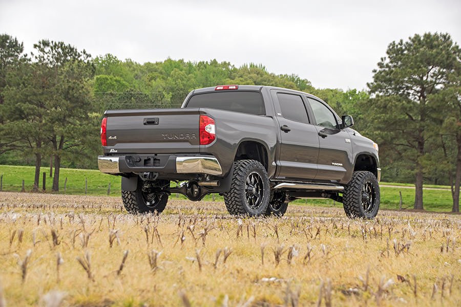 6 Inch Toyota Suspension Lift Kit Lifted N3 Struts & V2 Shocks 07-15 Tundra Rough Country