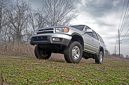 Toyota 4Runner 3 Inch Suspension Lift Kit Lifted Struts w/V2 Shocks For 96-02 Toyota 4Runner Rough Country