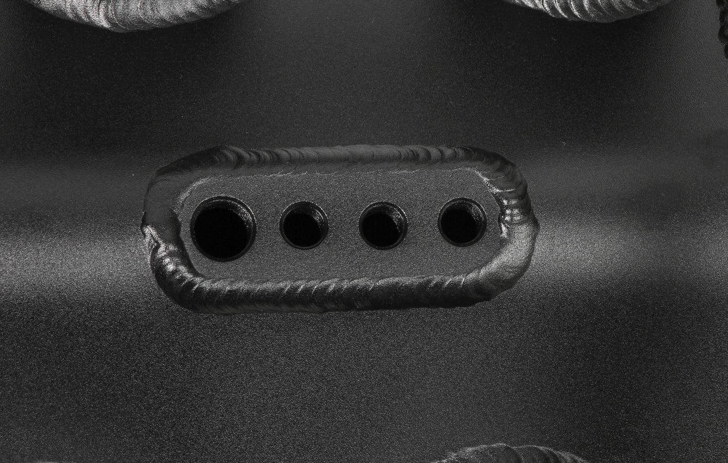 833152_05.jpg