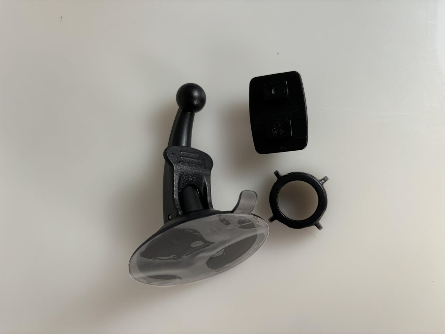 EAS Universal Suction Cup Mount Edge Products