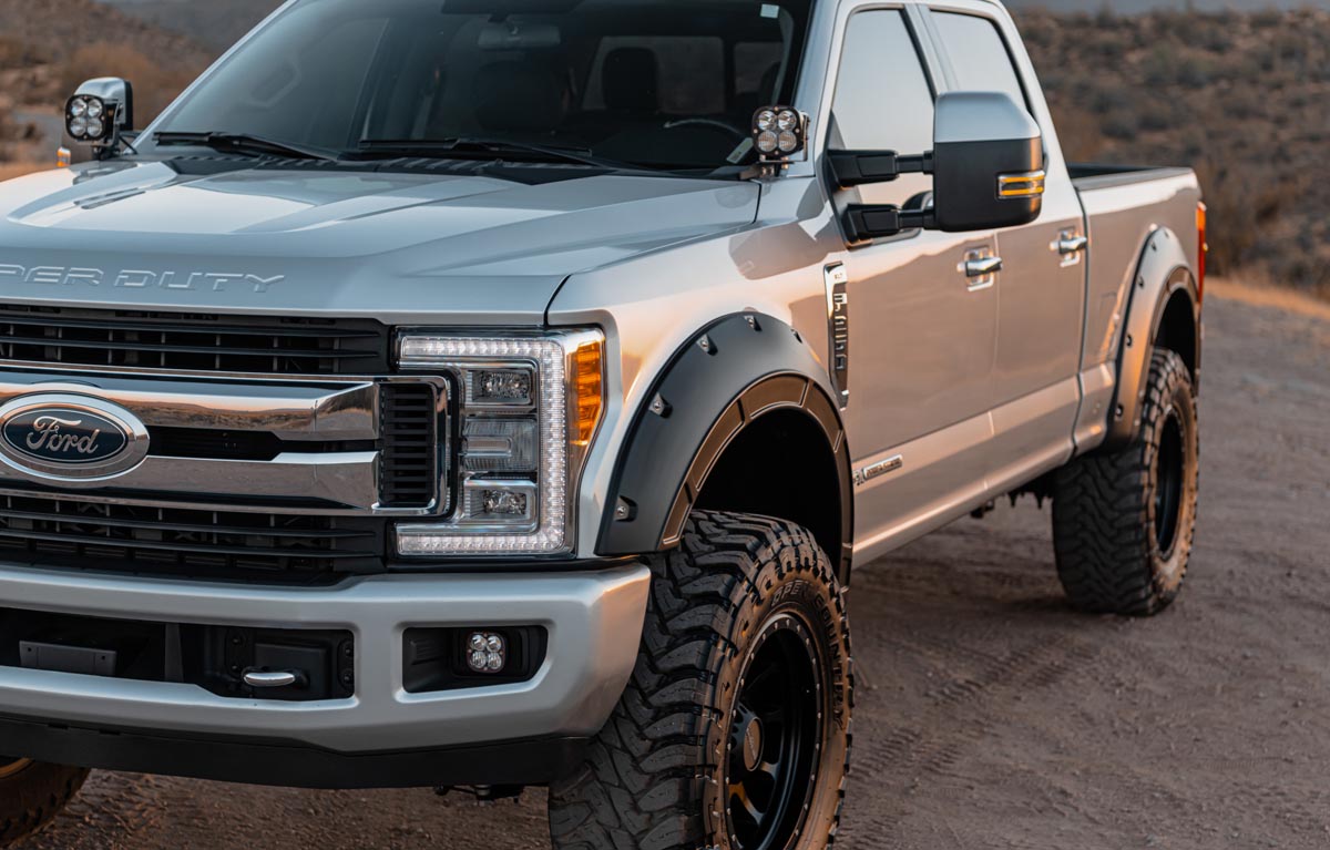 Defender Pocket Fender Flares Ingot Silver Metallic Ford Super Duty (17-22) Rough Country
