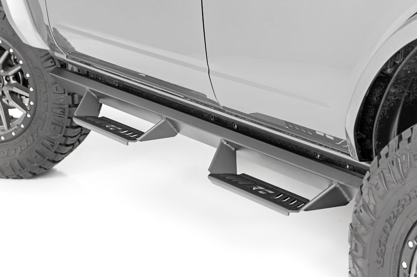 AL2 Drop Steps 4-Door Ford Bronco 4WD (21-23) Rough Country