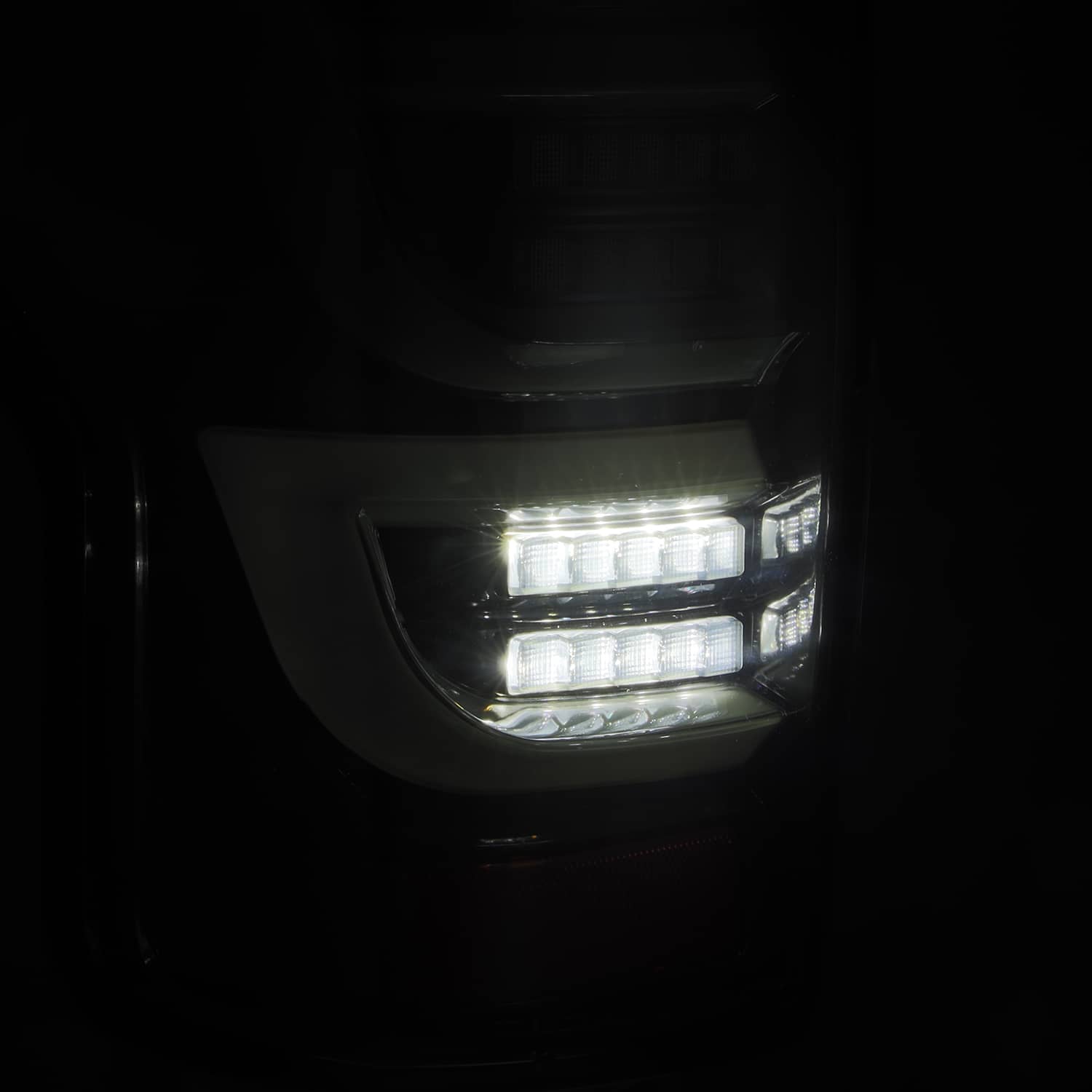 ALP-670040_06.jpg
