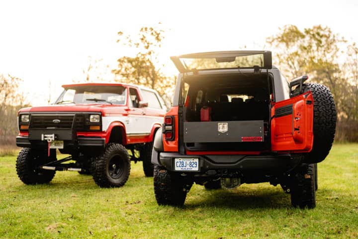 CRG-ECL5641-D9-1_02.jpg