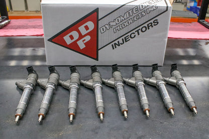 Chevy Duramax 04.5-05 LLY Brand New 250% Over Injector Set (SAC Nozzles) Dynomite Diesel