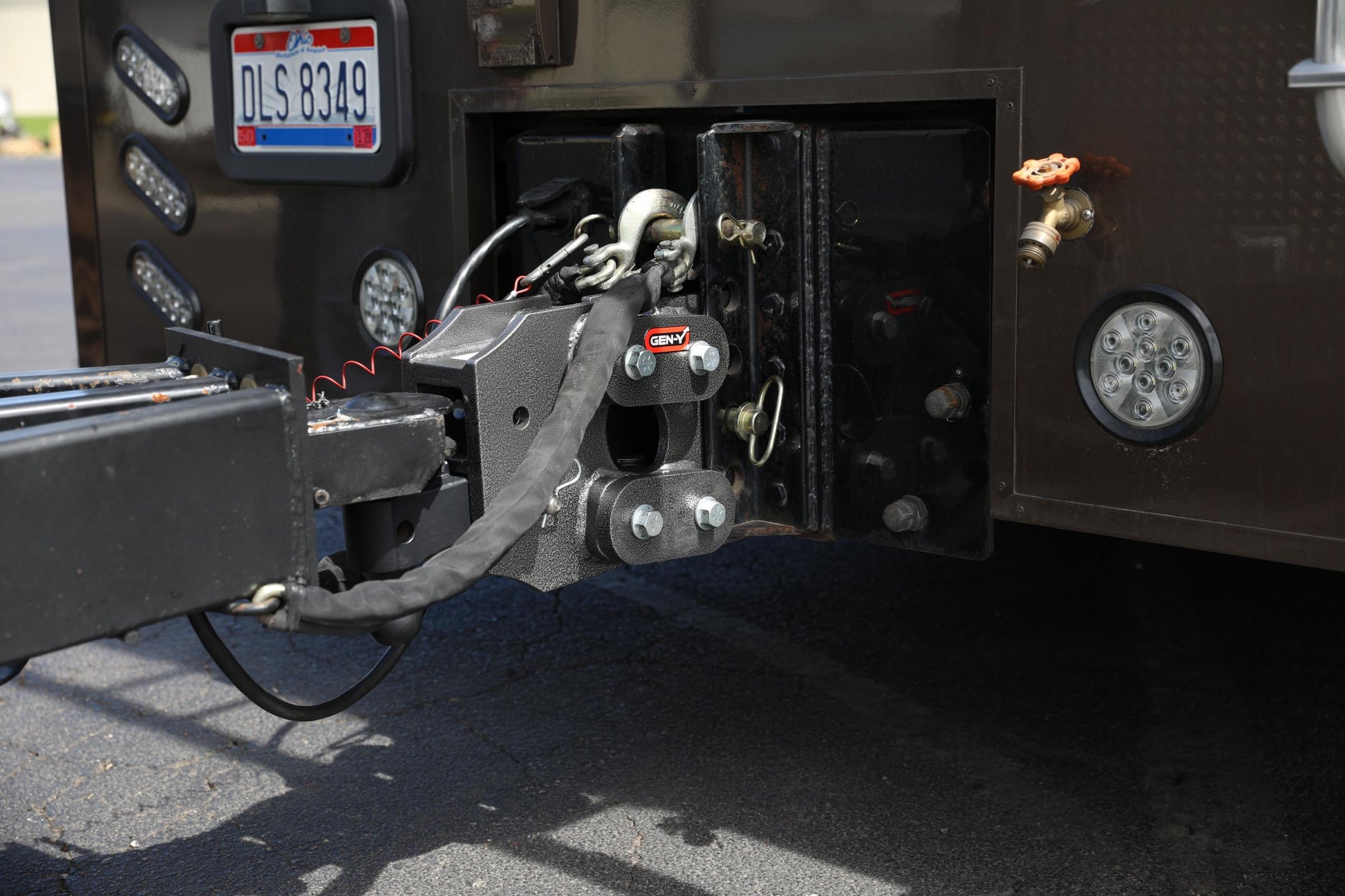 Victory Lane Torsion Flex Channel Mount Class C Motorhome Hitch 2K 4K TW 32 Towing 40K Pintle Capacity Gen Y Hitch