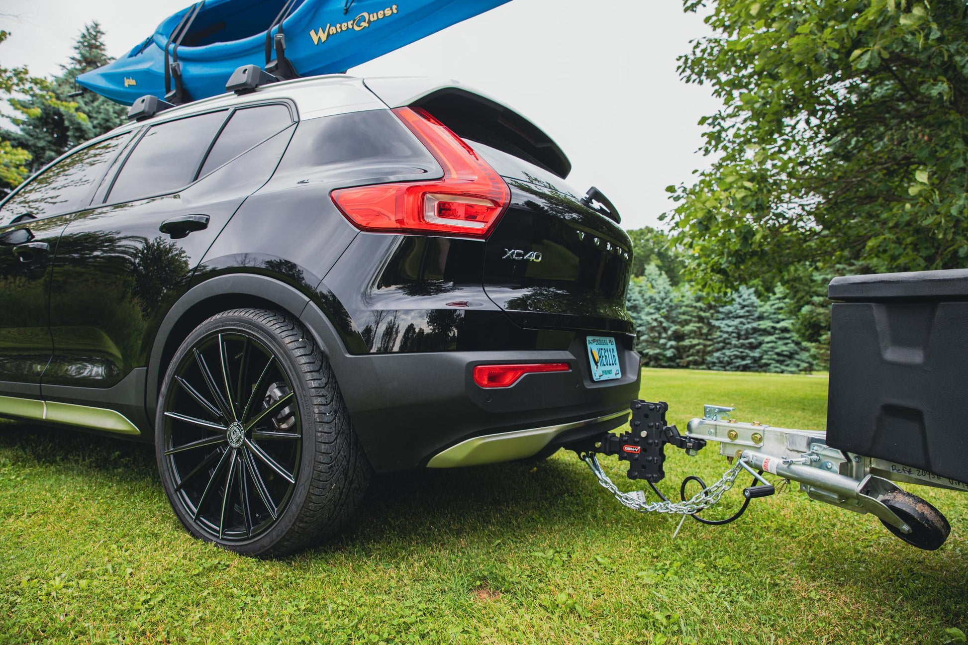 Phantom X 2 Inch Shank Platinum Single Ball Platform with 1 Inch Diameter Mounting Hole .7K TW 7K Towing Gen Y Hitch