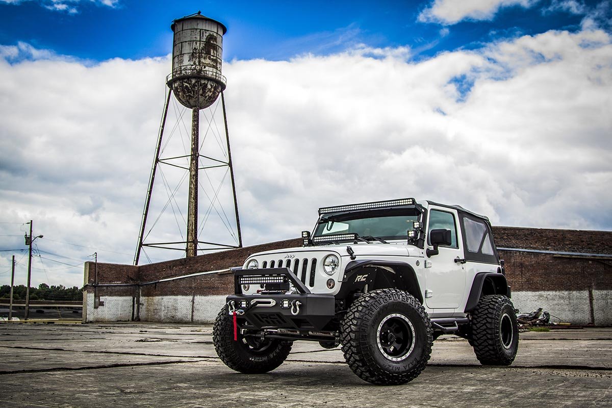 Jeep Wheel to Wheel Nerf Steps 12-18 Wrangler JK 2 Door Rough Country