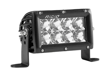 RIG-104113_01.jpg