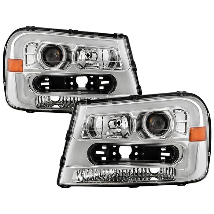 SPY-9050756_01.jpg