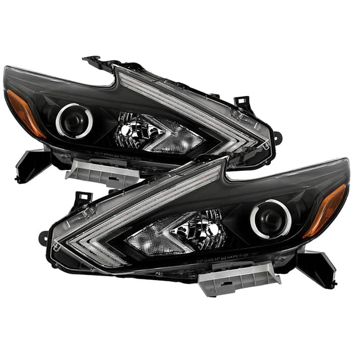 SPY-9950643_01.jpg