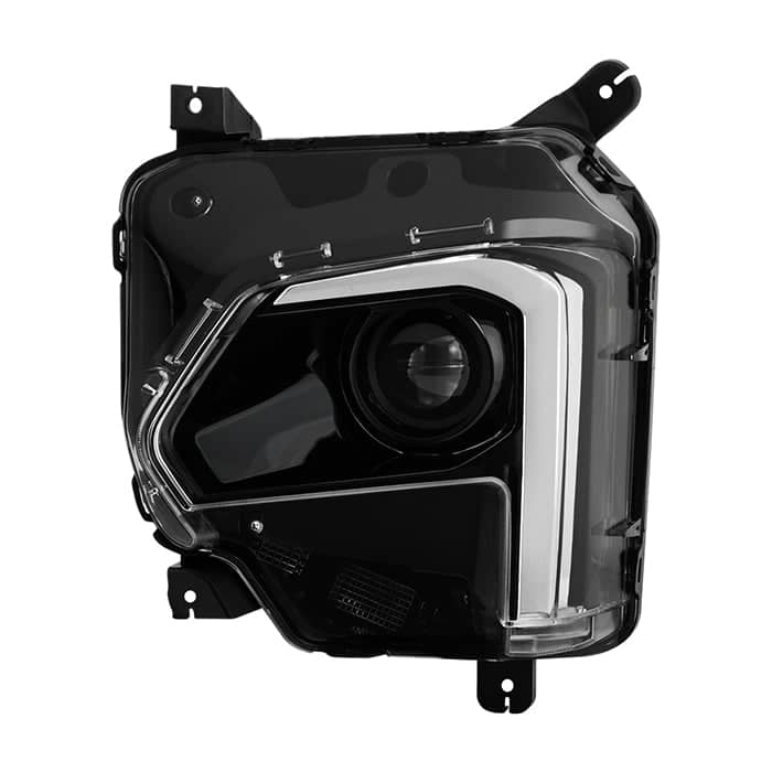 SPY-9955150_01.jpg
