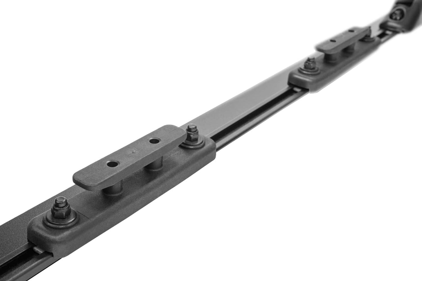 TRX-1118850_01.jpg