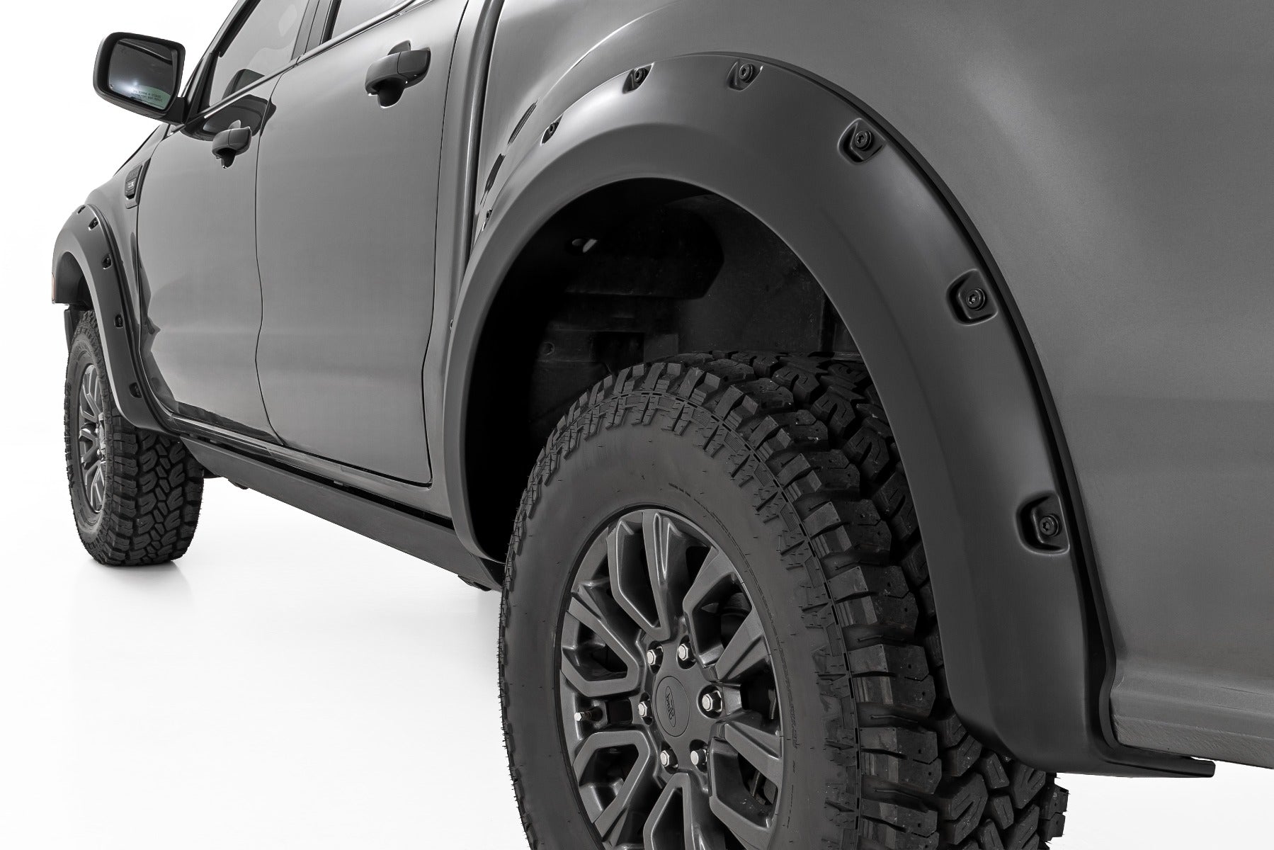 Pocket Fender Flares | M7 Carbonized Gray | Ford Ranger 2WD/4WD (2019-2023)