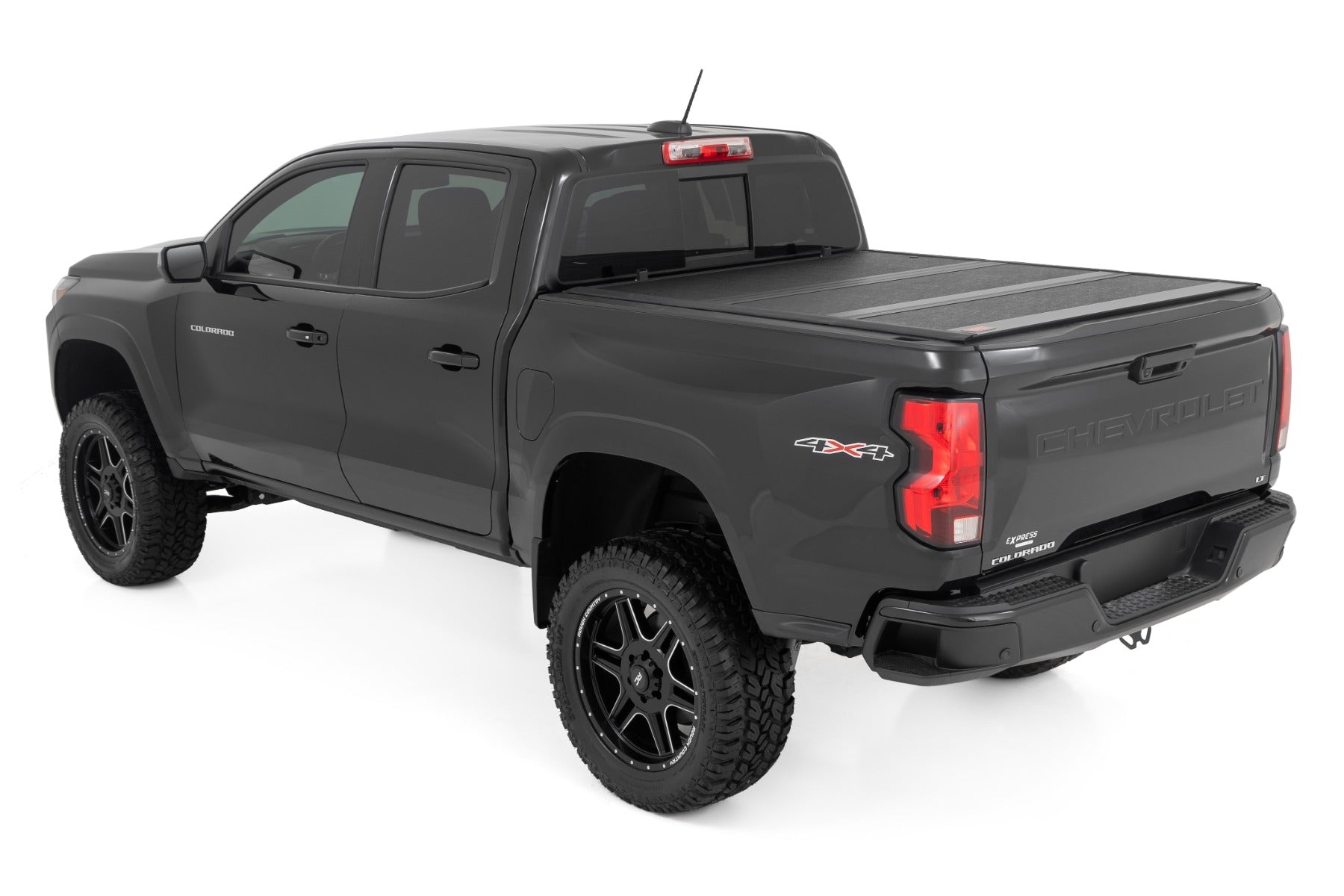 Hard Low Profile Bed Cover | 5' Bed | Chevy/GMC Canyon/Colorado (15-22)