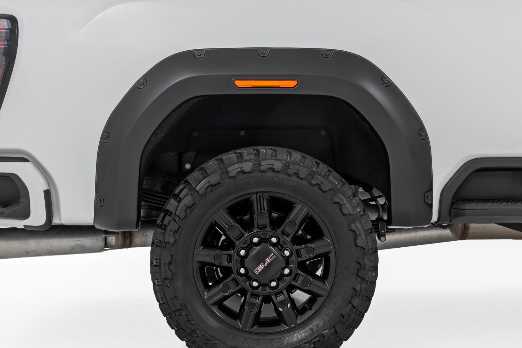 Pocket Fender Flares | GNK Brownstone | GMC Sierra 2500 HD/Sierra 3500 HD (20-26)