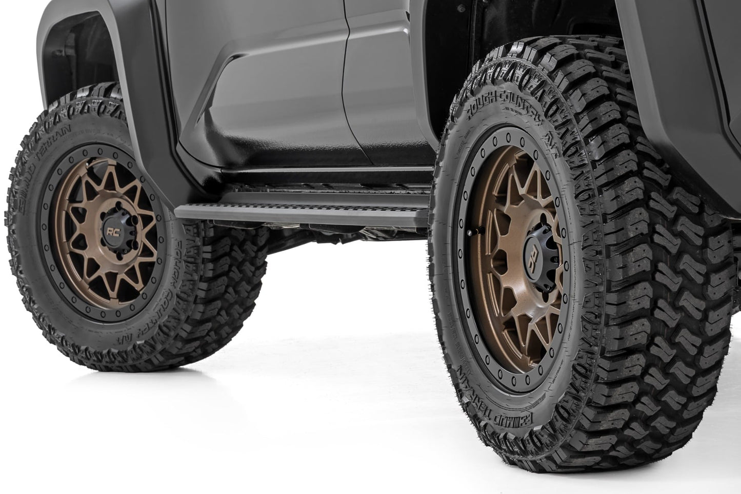 Rough Country 78 Series Wheel | Simulated Beadlock | Bronze/Black | 18x9 | 6x135 | 0mm