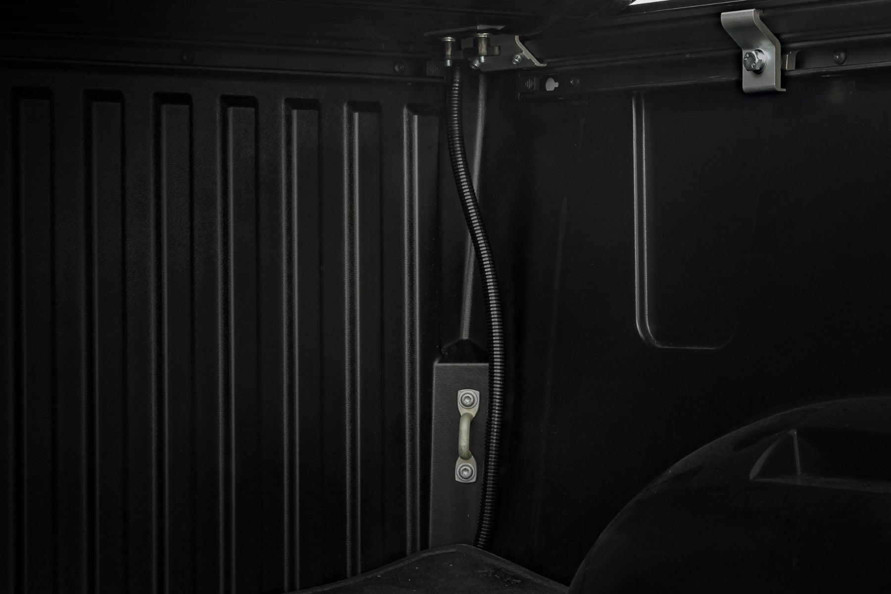 Hard Roll Up Bed Cover | 5'7" Bed | Toyota Tundra 2WD/4WD (2022-2026)