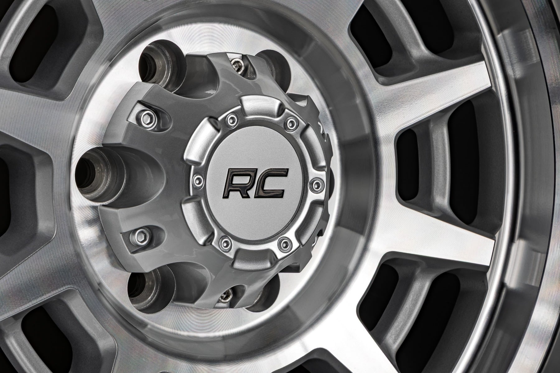 Rough Country 85 Series Wheel | Simulated Beadlock | Full Machine | 17x9 | 5x5 | -12mm