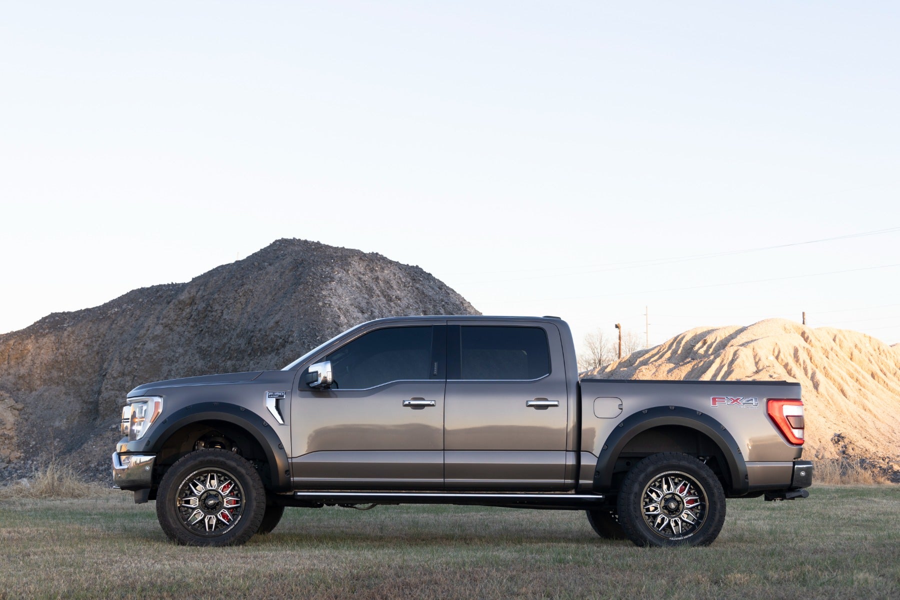 Pocket Fender Flares | Gloss Black | Ford F-150 2WD/4WD (2021-2023)