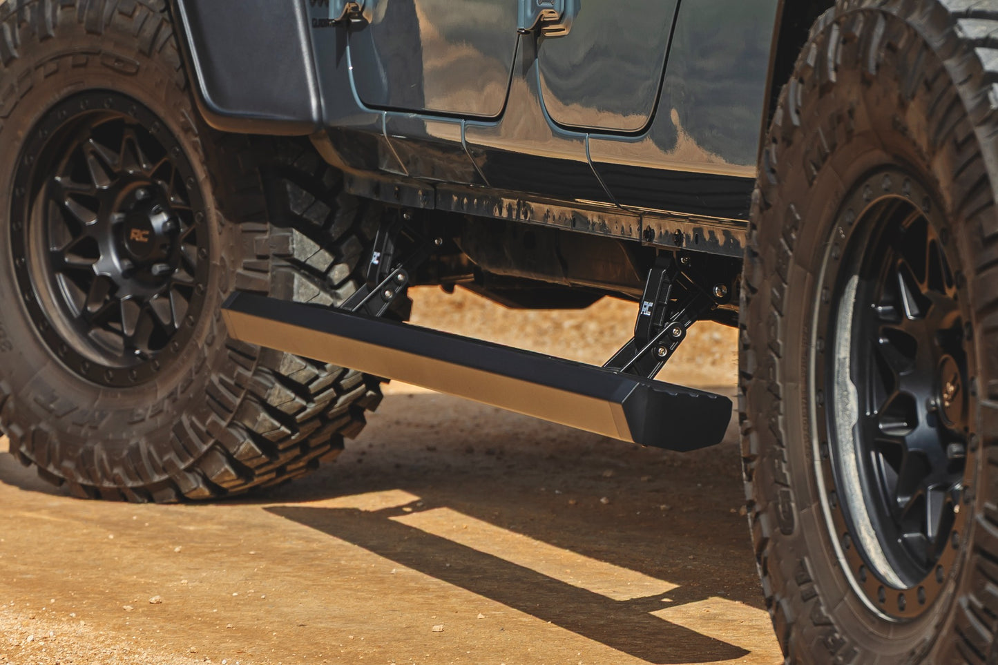 Power Running Boards | Jeep Gladiator JT 4WD (2020-2026)