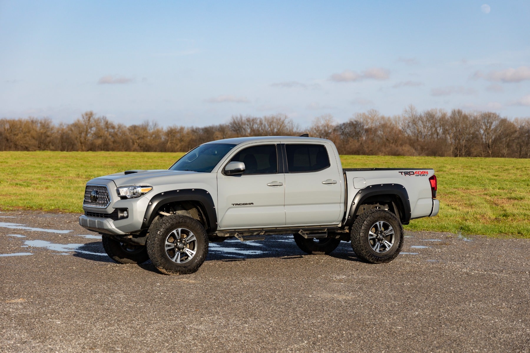 Pocket Fender Flares | 8T0 Blazing Blue | Toyota Tacoma 2WD/4WD (2016-2023)