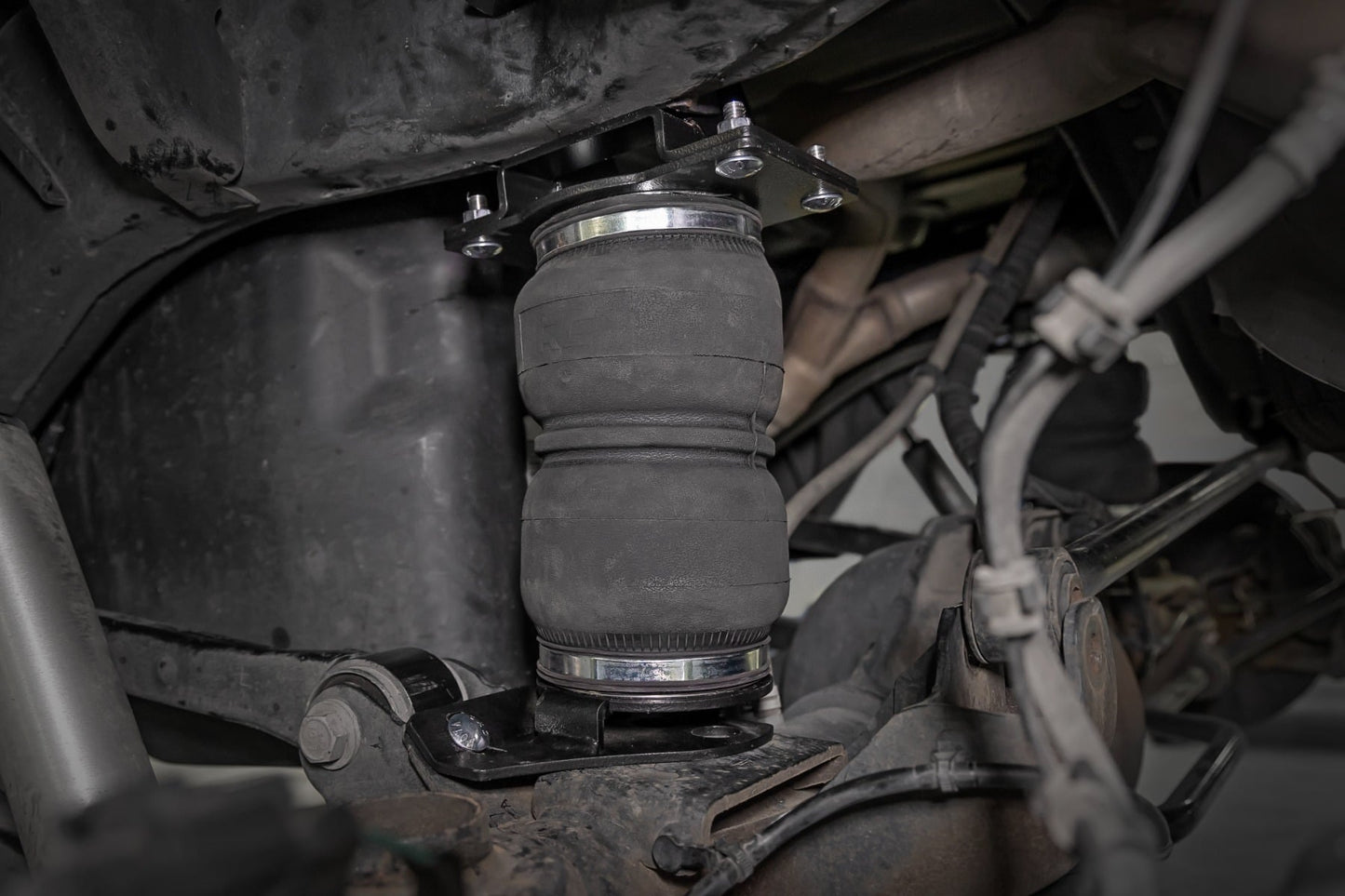Air Spring Kit w/compressor | Ram 1500 4WD (2019-2026)
