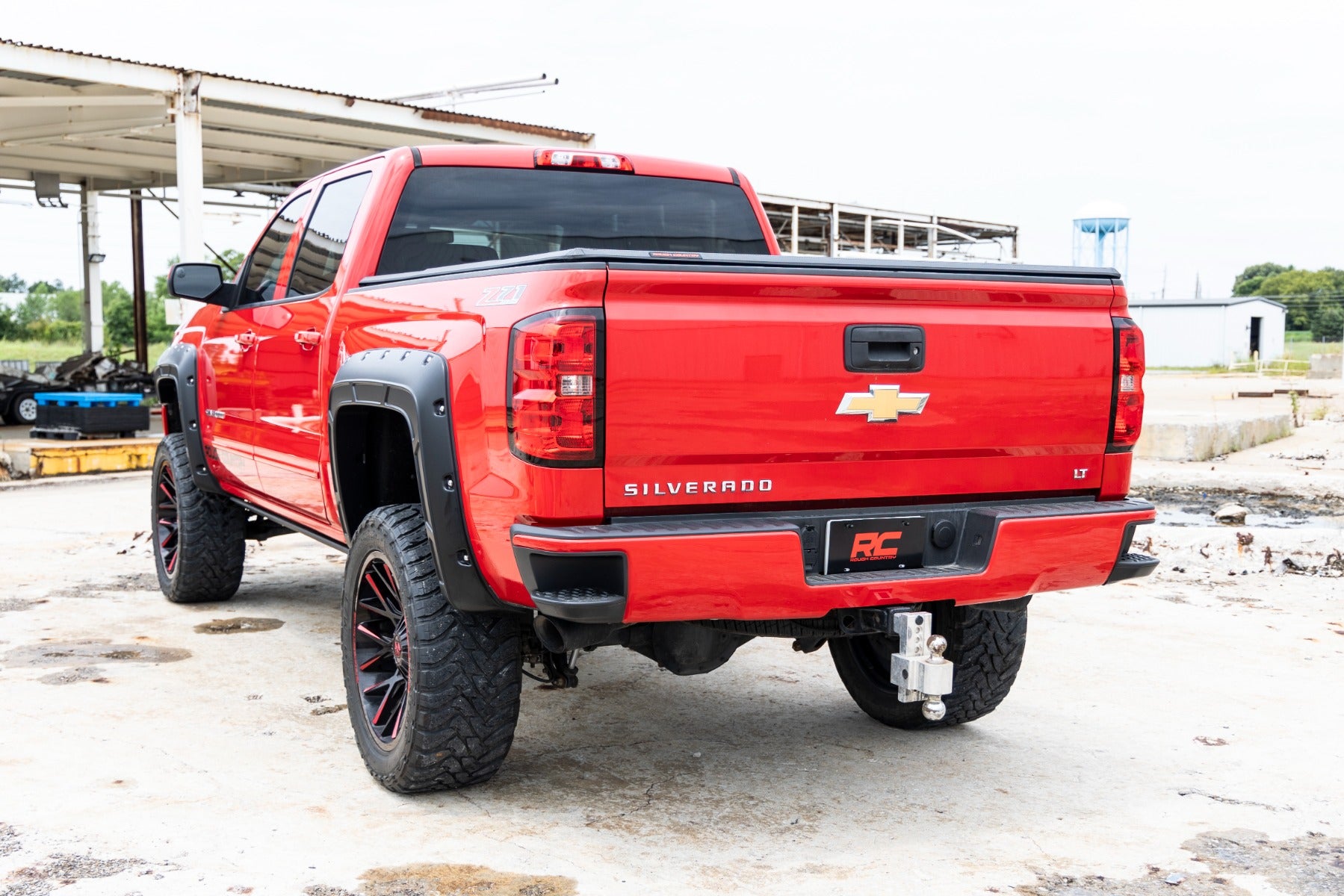 Defender Fender Flares | 5'9" Bed  | G7C Red Hot | Chevy Silverado 1500 (14-18 & Classic)
