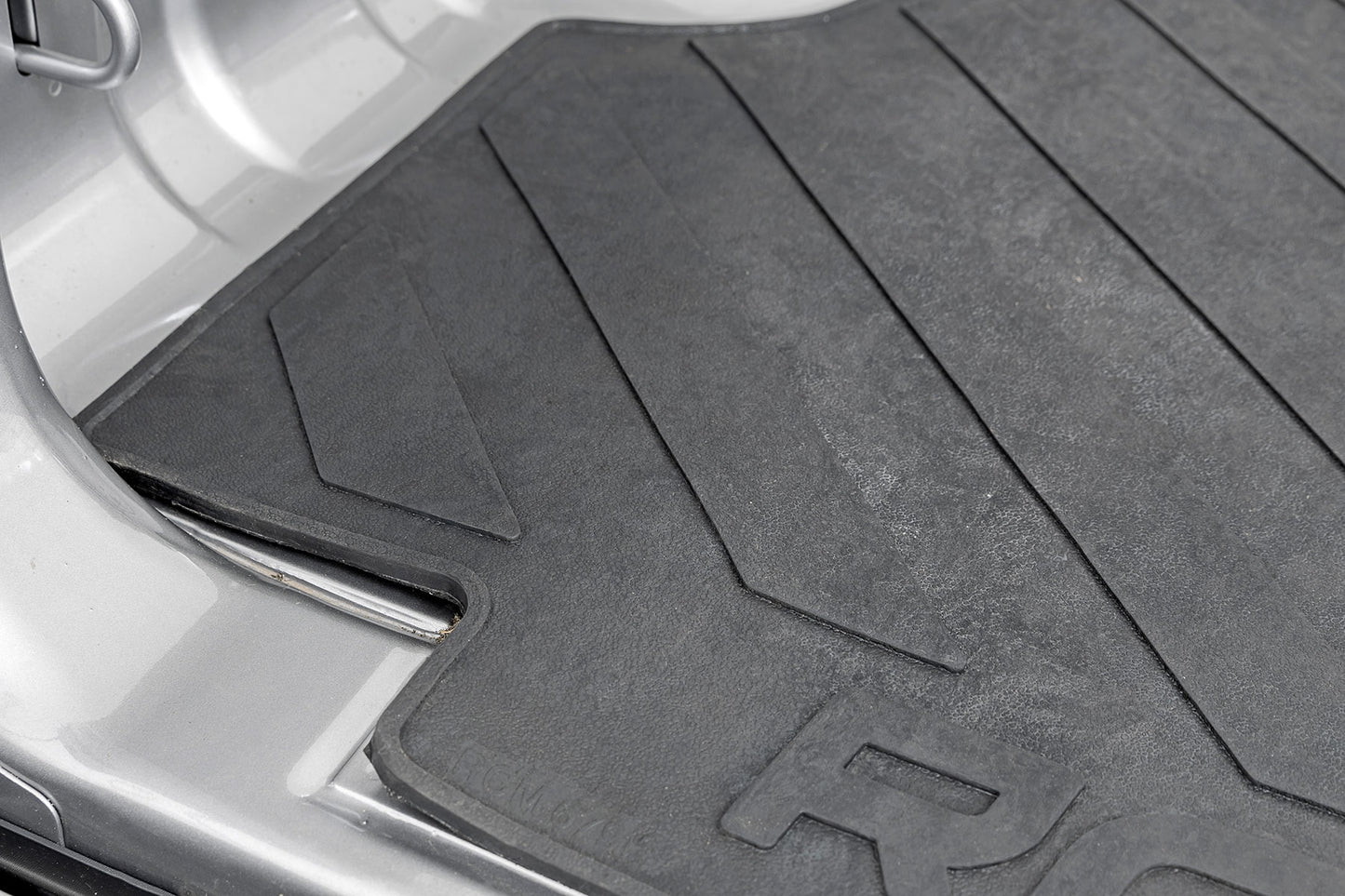Bed Mat | 6'4" Bed | RC Logo | Ram 1500 (19-24)/1500 TRX (21-24) 
