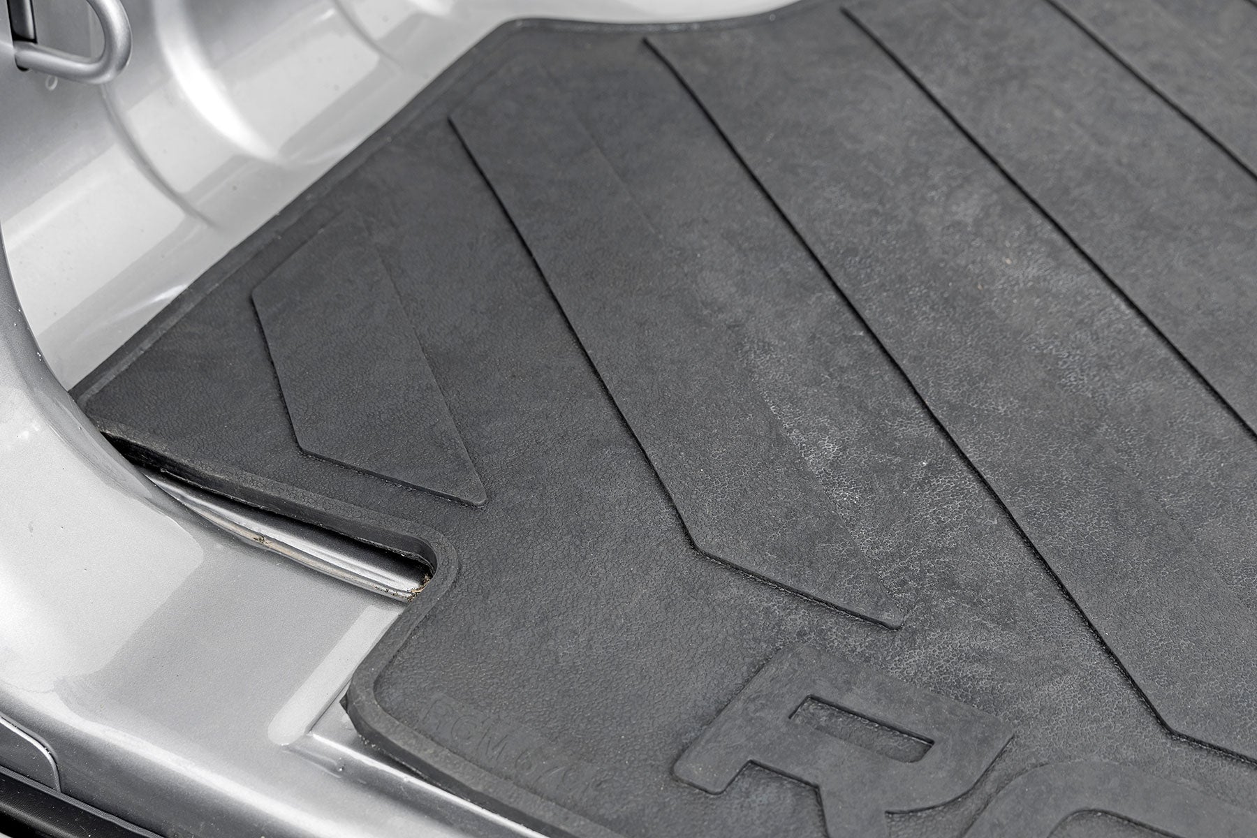 Bed Mat | 6'4" Bed | RC Logo | Ram 1500 (19-24)/1500 TRX (21-24) 