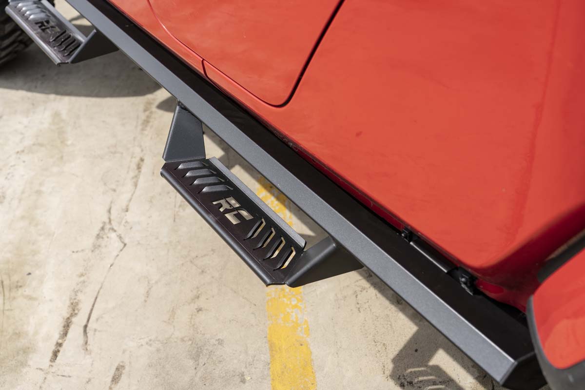 AL2 Drop Steps | Jeep Gladiator JT 4WD (2020-2023)